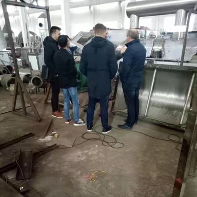 450V क्षैतिज कंपन द्रव बिस्तर ड्रायर रासायनिक फार्मास्युटिकल सुखाने उपकरण