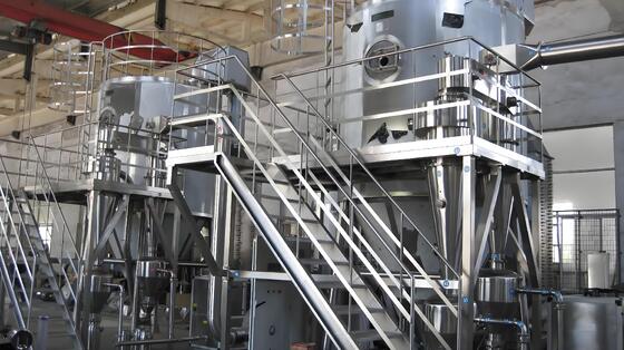 स्वच्छ बहुक्रिया एलपीजी-50 औद्योगिक स्प्रे ड्रायर उच्च कार्य कुशलता