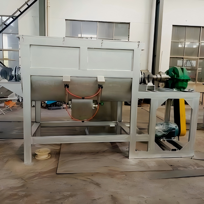 पशु चारा स्टेनलेस स्टील रिबन मिक्सिंग मशीन 2000L 800-1200kg पाउडर ब्लेंडर