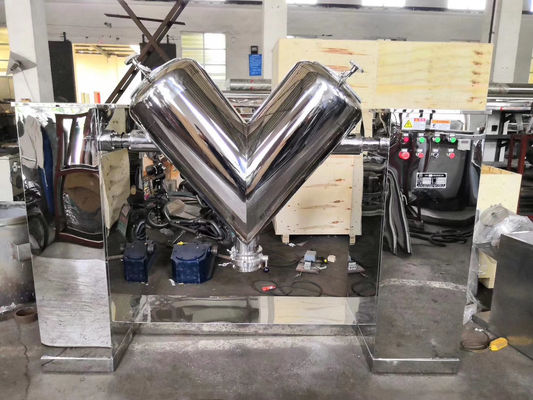 खाद्य पदार्थों के उद्योग के लिए धूल मुक्त SUS304 एमिनो एसिड वी प्रकार पाउडर मिक्सर